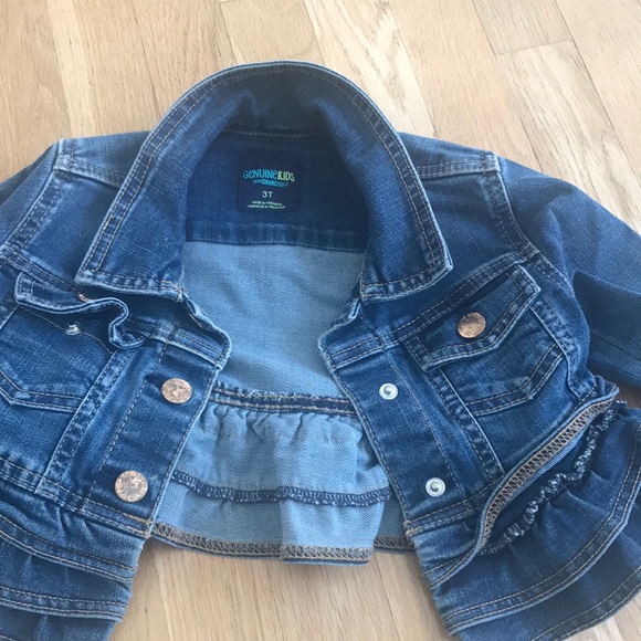 OshKosh B'gosh Other - Oshkosh Ruffled Jean Jacket!